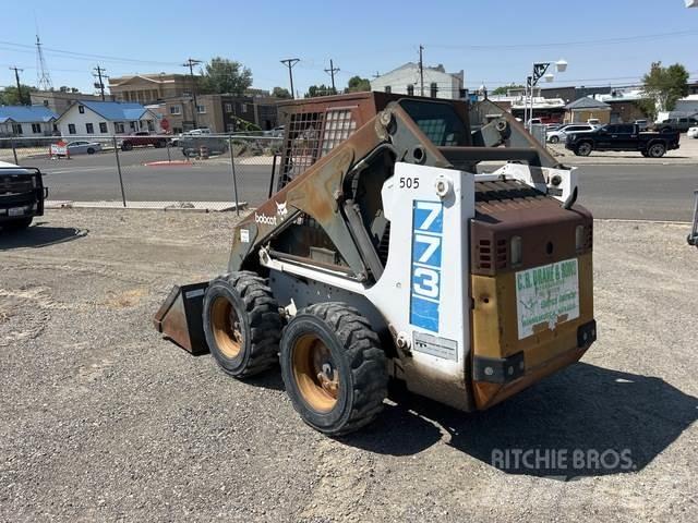 Bobcat 773 Carregadoras de direcção deslizante