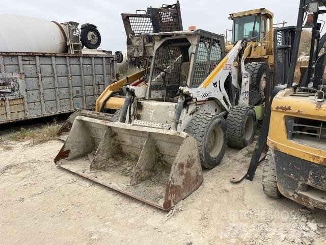 Bobcat 873 Carregadoras de direcção deslizante