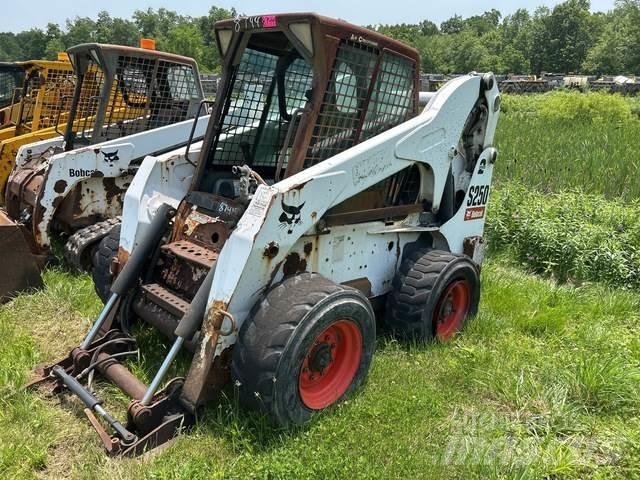 Bobcat S250 Carregadoras de direcção deslizante