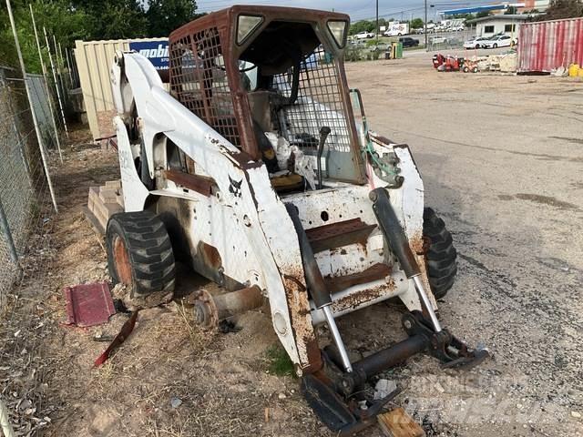 Bobcat S250 Carregadoras de direcção deslizante
