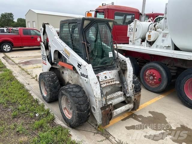 Bobcat S250 Carregadoras de direcção deslizante