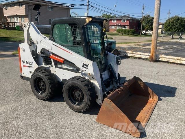 Bobcat S530 Carregadoras de direcção deslizante