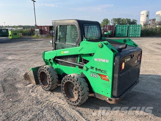 Bobcat S550 Carregadoras de direcção deslizante