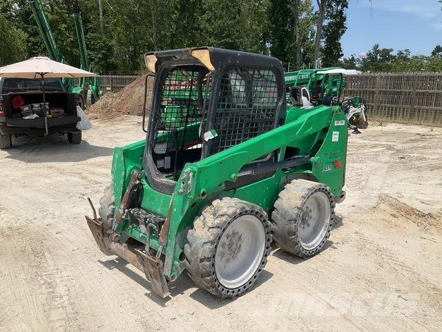 Bobcat S550 Carregadoras de direcção deslizante
