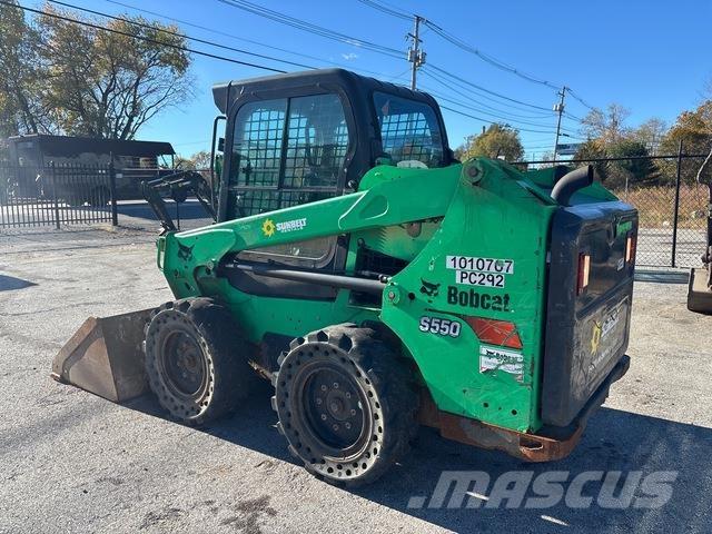 Bobcat S550 Carregadoras de direcção deslizante