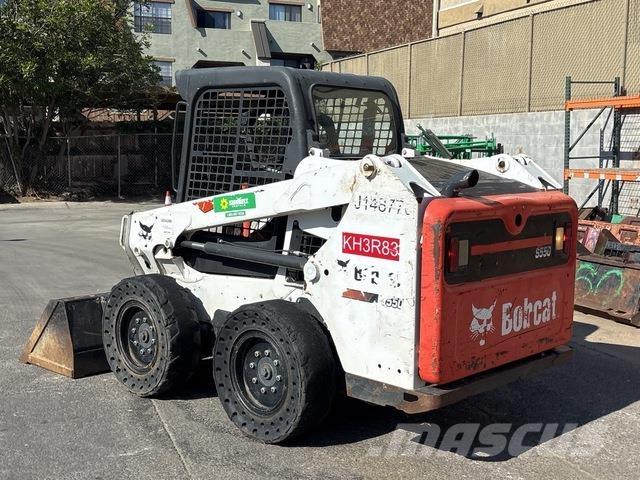 Bobcat S550 Carregadoras de direcção deslizante