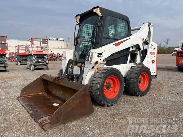 Bobcat S570 Carregadoras de direcção deslizante
