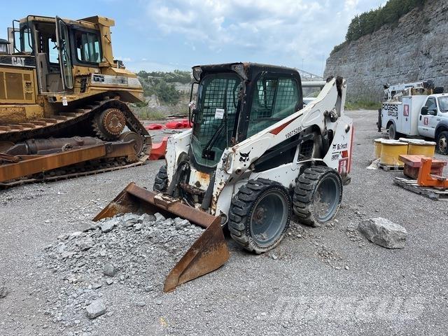 Bobcat S570 Carregadoras de direcção deslizante