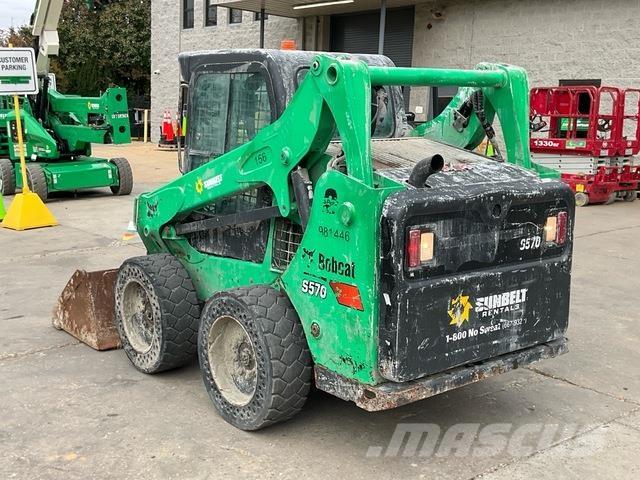 Bobcat S570 Carregadoras de direcção deslizante