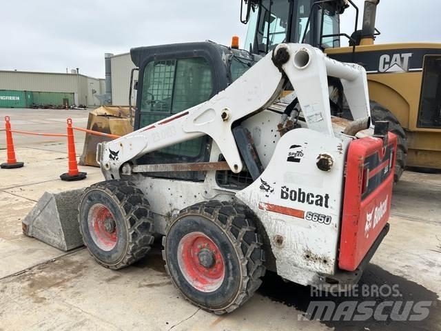 Bobcat S650 Carregadoras de direcção deslizante
