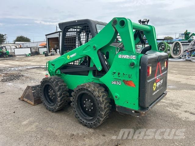 Bobcat S650 Carregadoras de direcção deslizante