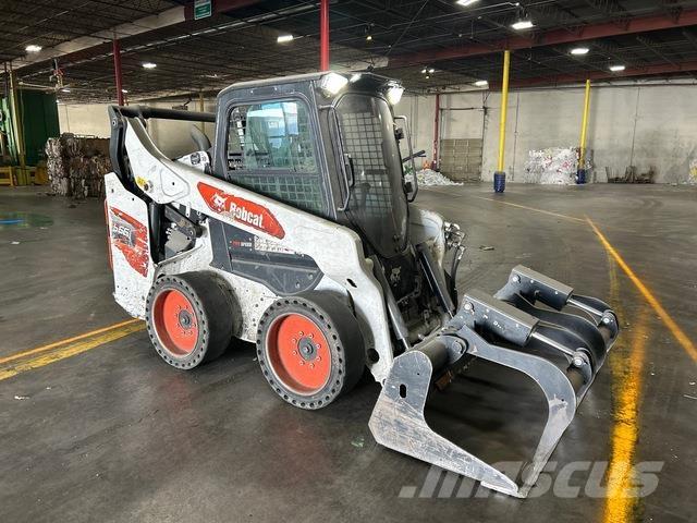 Bobcat S66 Carregadoras de direcção deslizante