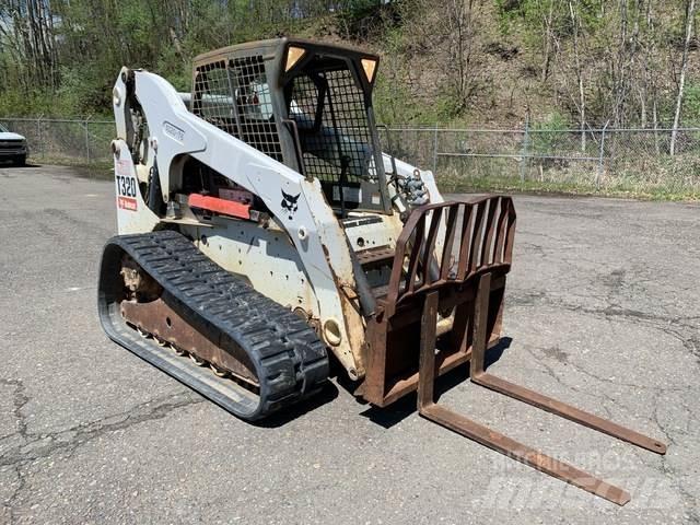 Bobcat T320 Carregadoras de direcção deslizante