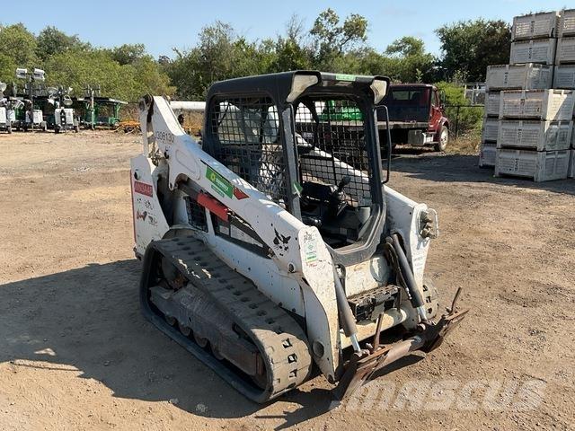 Bobcat T590 Carregadoras de direcção deslizante