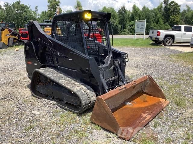 Bobcat T590 Carregadoras de direcção deslizante