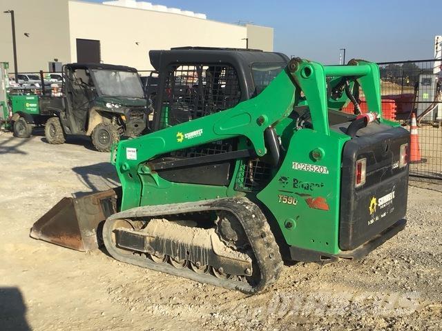 Bobcat T590 Carregadoras de direcção deslizante