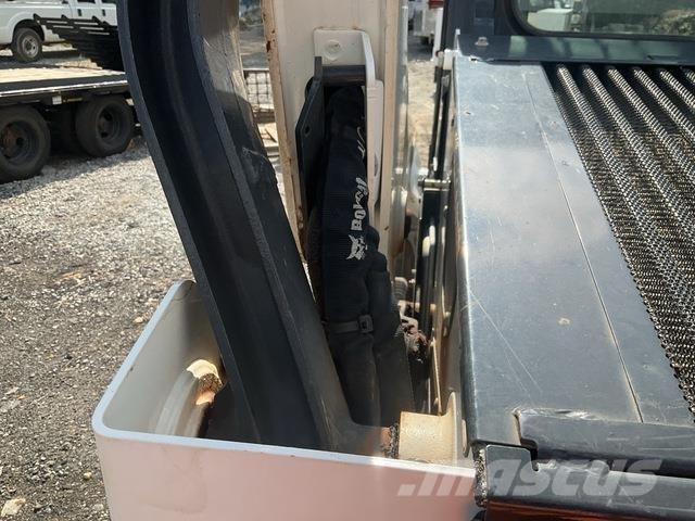 Bobcat T66 Carregadoras de direcção deslizante