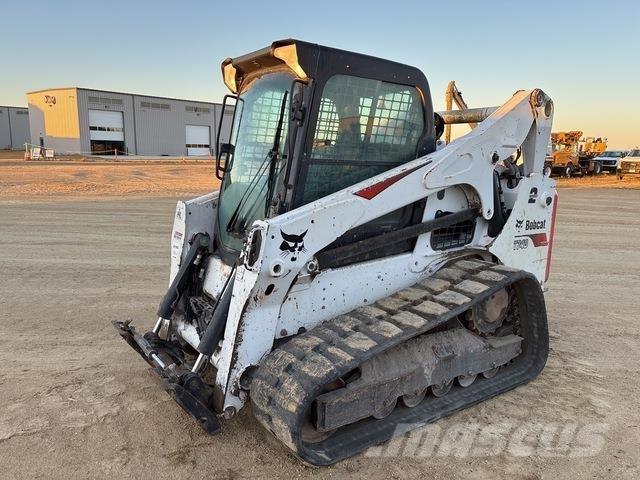 Bobcat T740 Carregadoras de direcção deslizante
