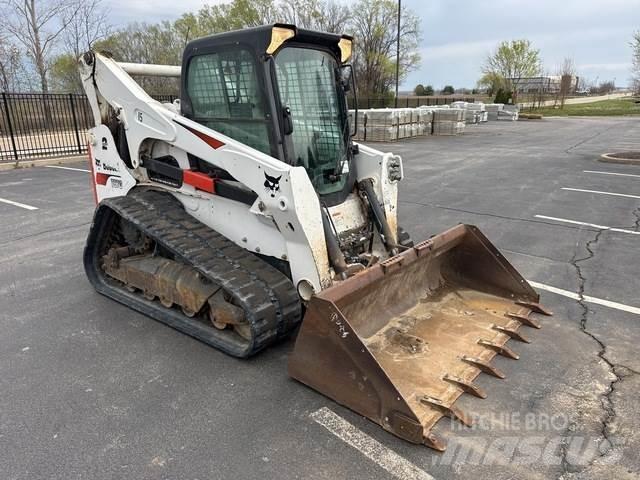 Bobcat T870 Carregadoras de direcção deslizante