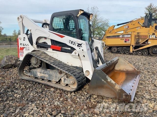 Bobcat T870 Carregadoras de direcção deslizante