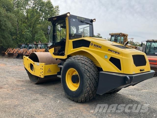 Bomag BW211 D Cilindros Compactadores monocilíndricos