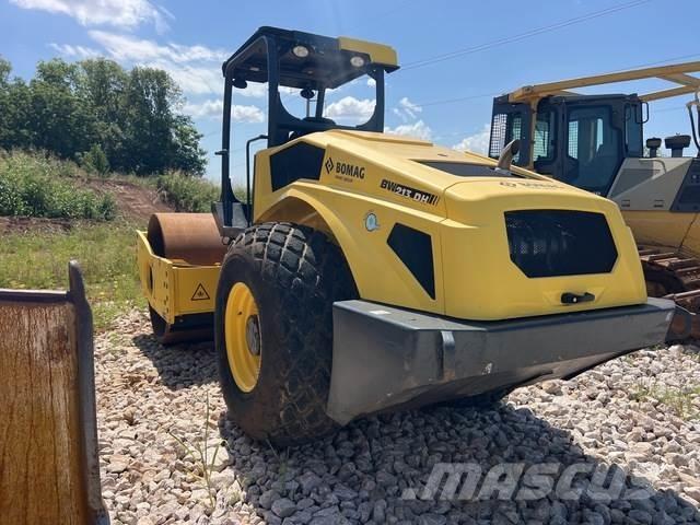 Bomag BW213D-5 Cilindros Compactadores monocilíndricos