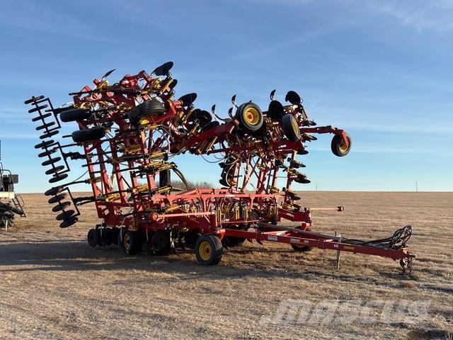 Bourgault 8810 Perfuradoras