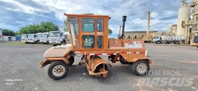 Broce RCT350 Varredoras interior
