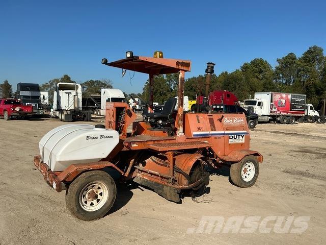 Broce RJ350 Varredoras interior