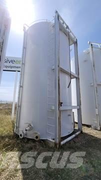  Calroc Reboques cisterna