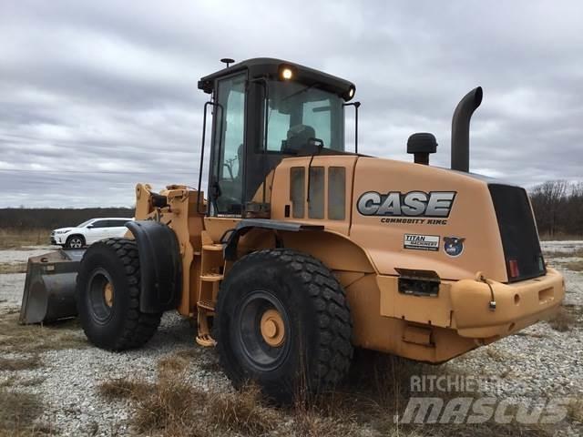 CASE 621F Pás carregadoras de rodas