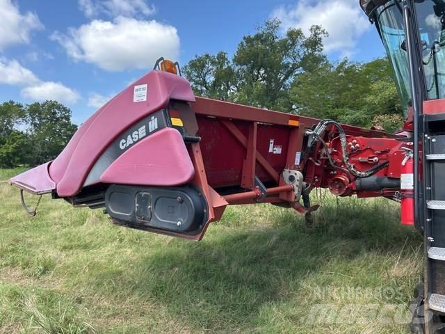 Case IH 2208 Ceifeiras debulhadoras compactas