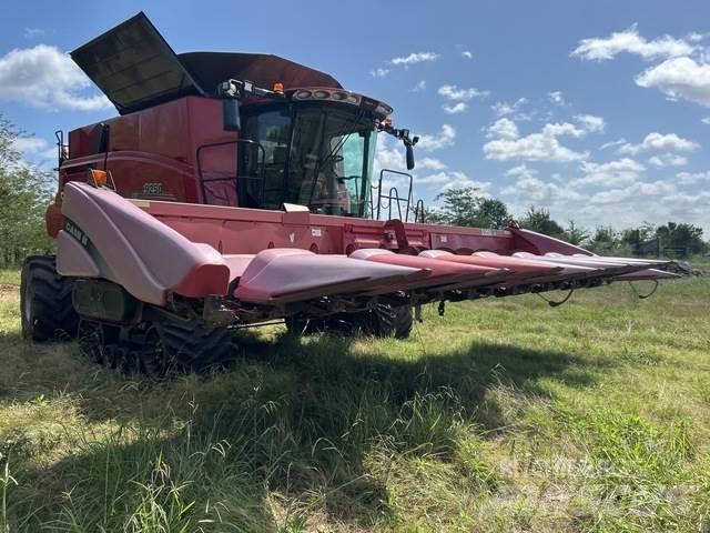 Case IH 2208 Ceifeiras debulhadoras compactas