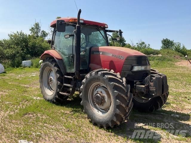 Case IH MXU125 Tratores Agrícolas usados