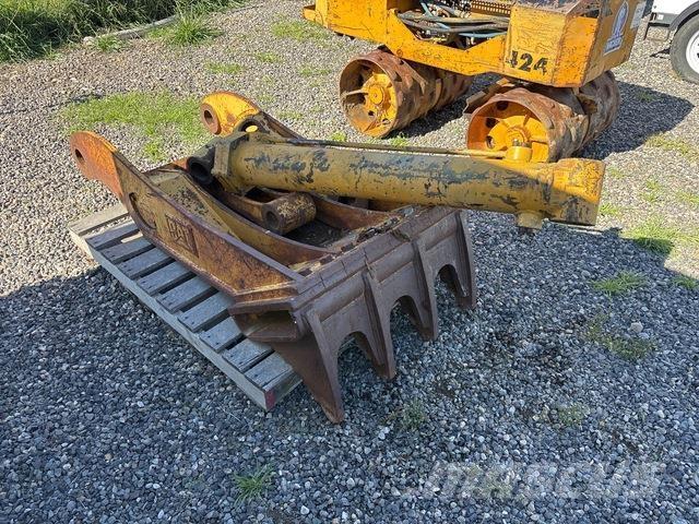 CAT  Escavadoras de rastos