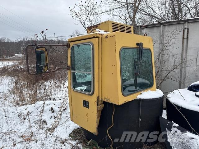 CAT  Cabines e interior