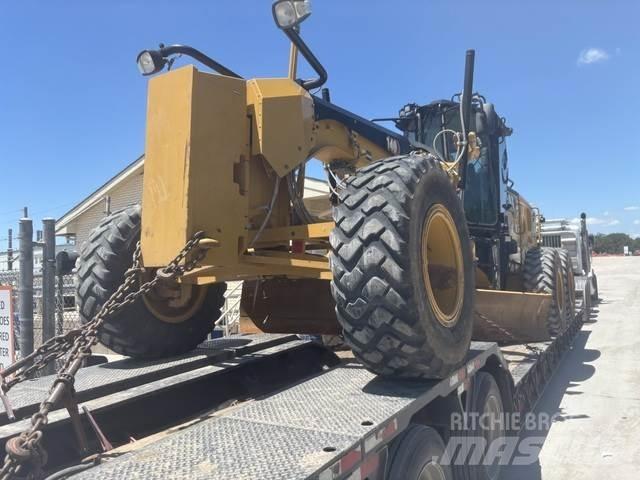CAT 140 Motoniveladoras