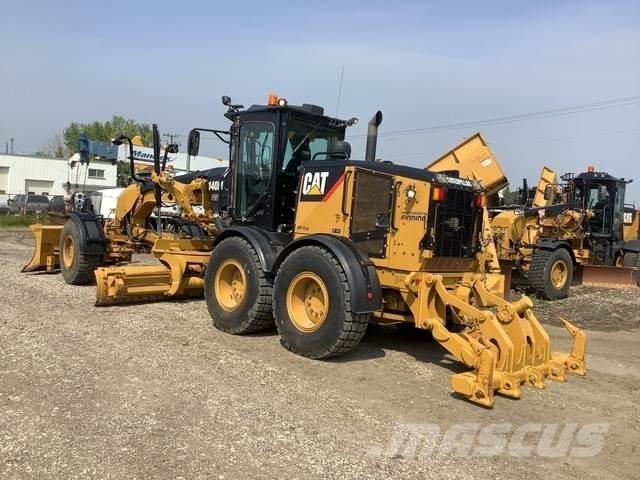 CAT 140M Motoniveladoras