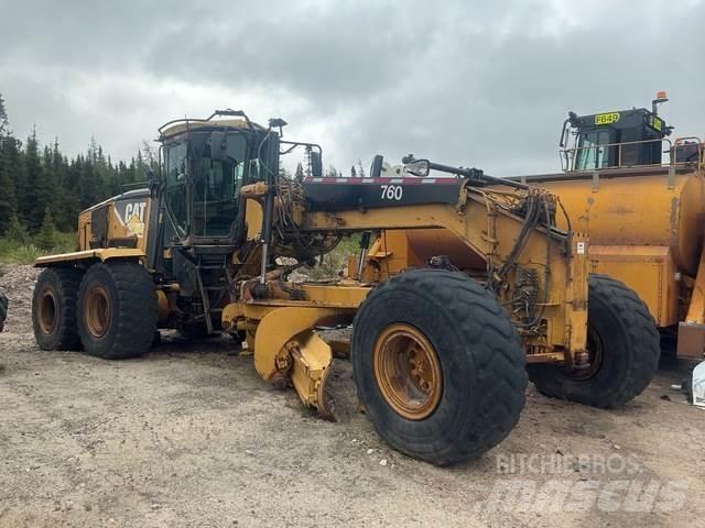 CAT 16M Motoniveladoras