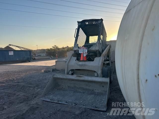 CAT 216B Carregadoras de direcção deslizante