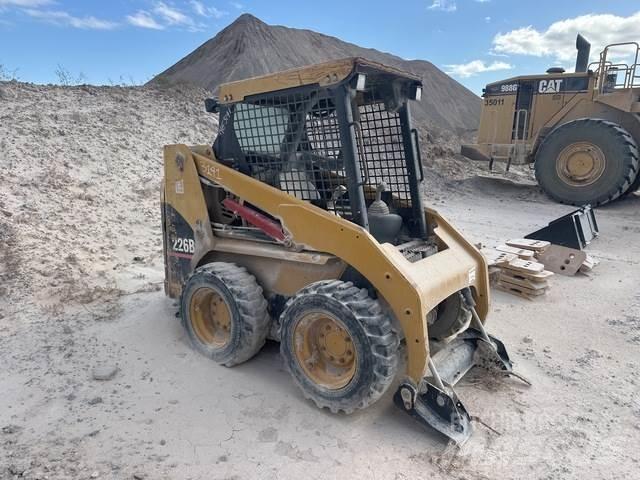 CAT 226B Carregadoras de direcção deslizante