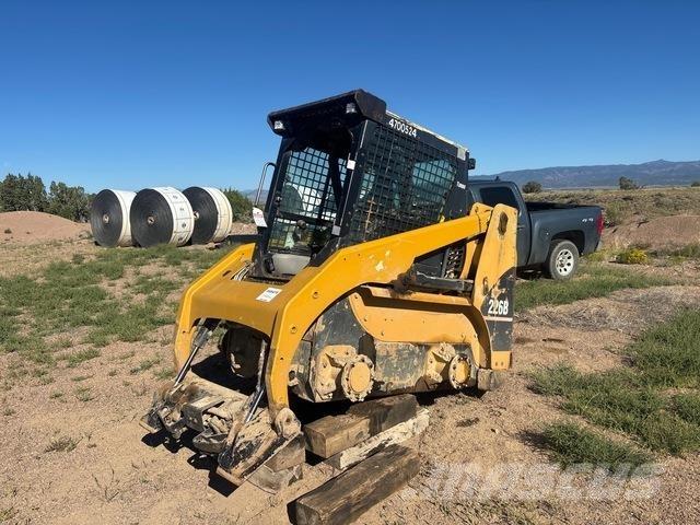 CAT 226B3 Carregadoras de direcção deslizante