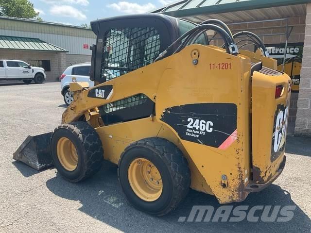 CAT 246C Carregadoras de direcção deslizante