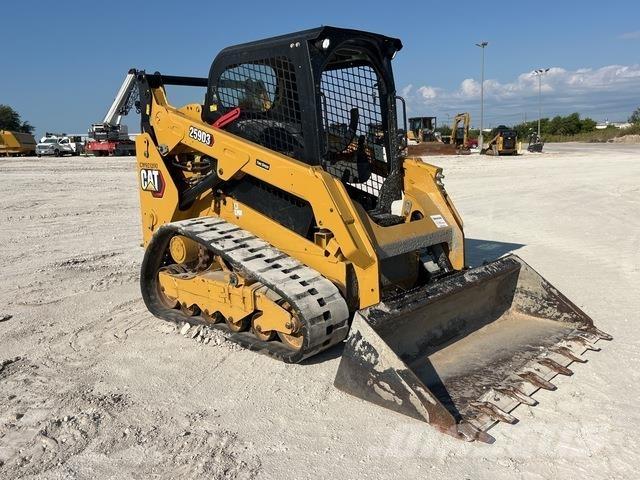 CAT 259D3 Carregadoras de direcção deslizante