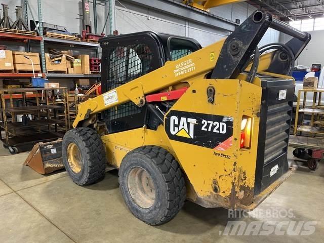 CAT 272D Carregadoras de direcção deslizante