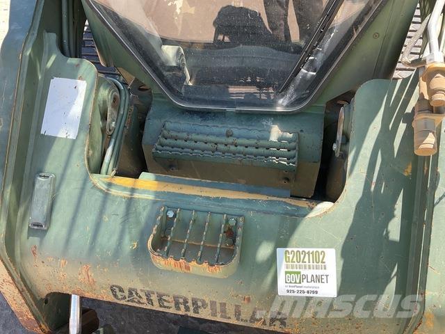 CAT 277C Carregadoras de direcção deslizante