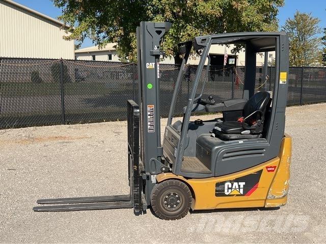 CAT 2ET2500 Empilhadores eléctricos