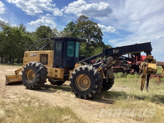 CAT 525D Rechegadores