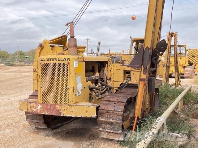 CAT 561C Bulldozers assentadores de tubos