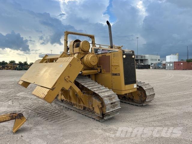 CAT 561N Bulldozers assentadores de tubos